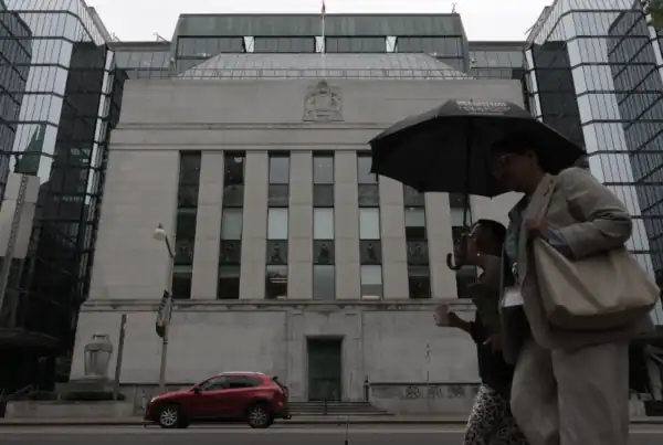 Canadians lose confidence in the economy after Carney's first budget.